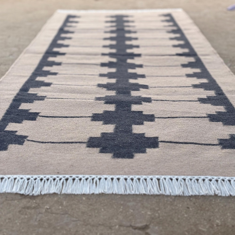 Handcrafted Multicolor Wool Vintage Dhurrie For Living